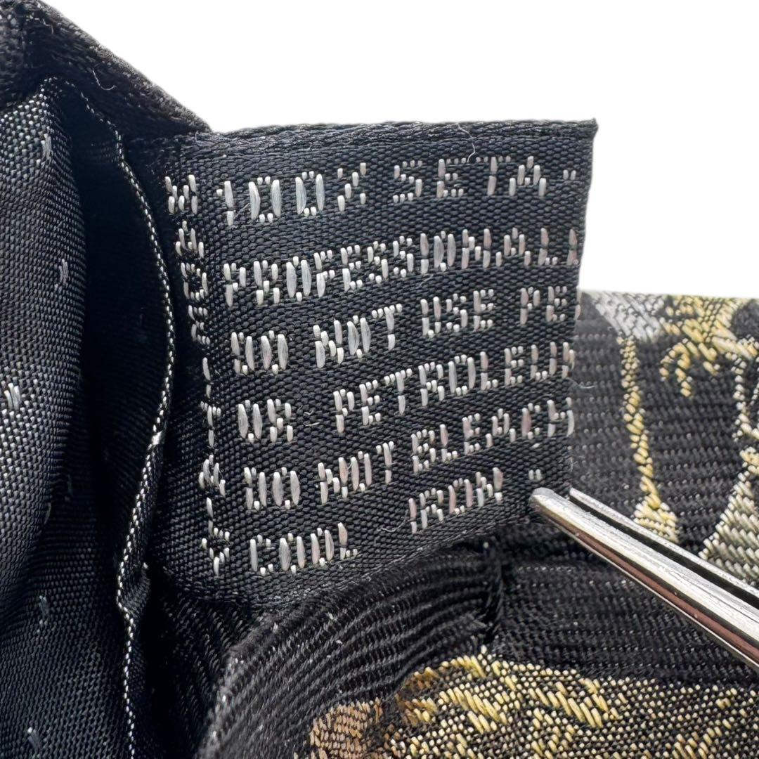 GIANNI VERSACE ヴェルサーチ ネクタイ ジャガード 黒 シルク