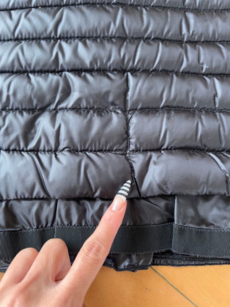 s*y様 モンクレールMONCLER フリルダウンベスト 携帯ポーチ付き