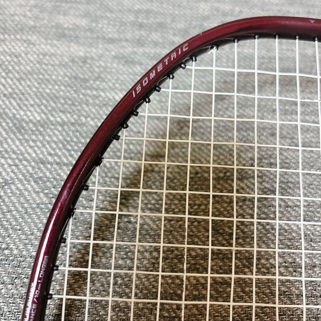 バドミントン　ラケット　 アストロクス 100ZZ クレナイ　4UG5 希少品