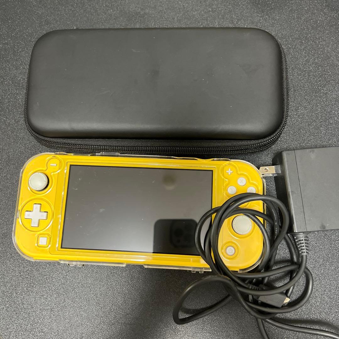 Nintendo Switch Lite イエロー / ケース、充電器付き