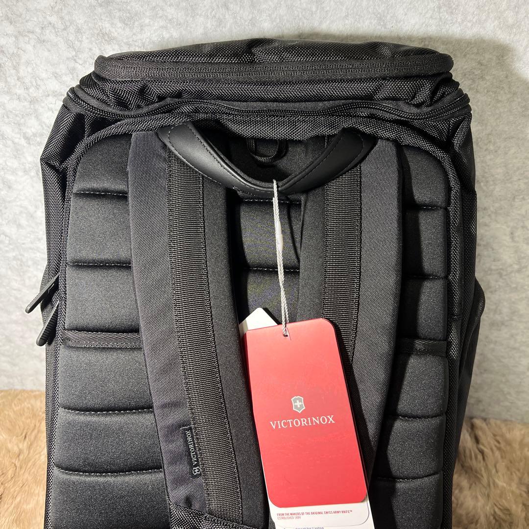 新品未使用 Victorinoxビクトリノックス アルトモントプロフェッショナル