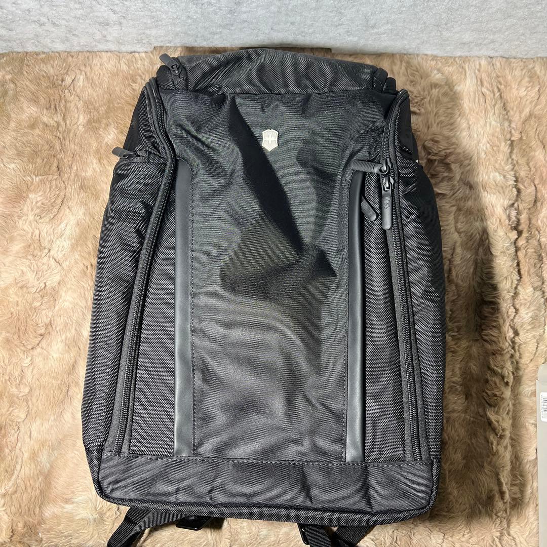 新品未使用 Victorinoxビクトリノックス アルトモントプロフェッショナル