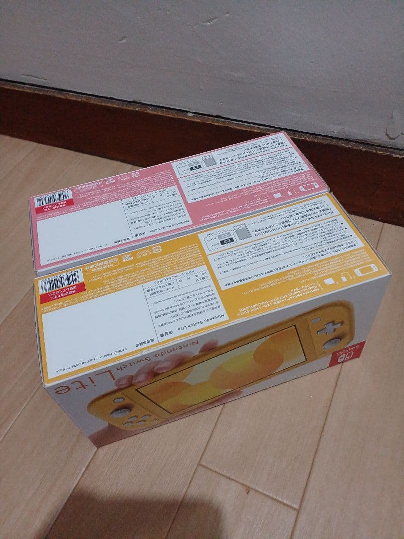 (新品未使用) Switch Lite イエロー・コ一ラル2台セット