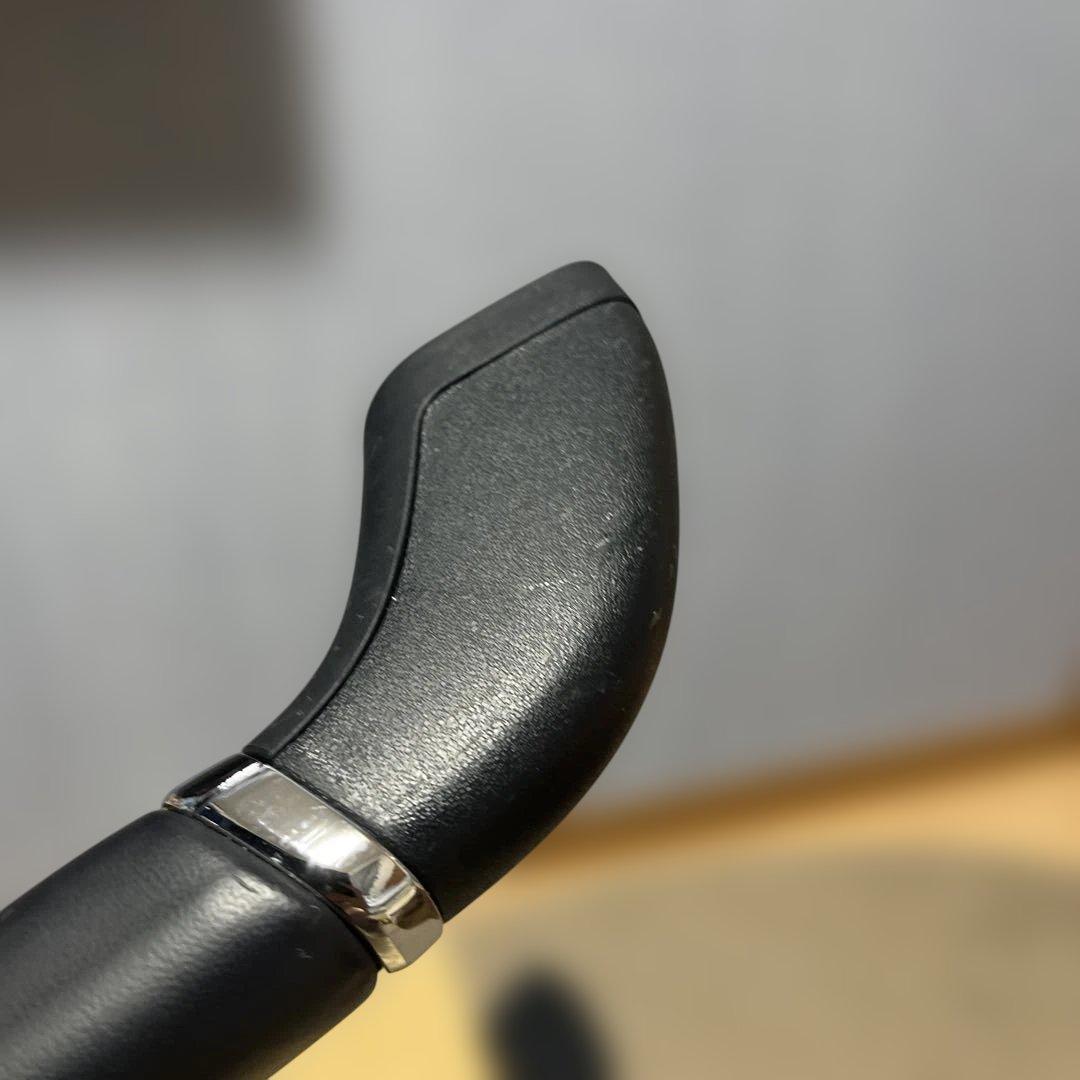 トヨタ純正30系アルファード／ヴェルファイア2列目アシストグリップ左右セット中古