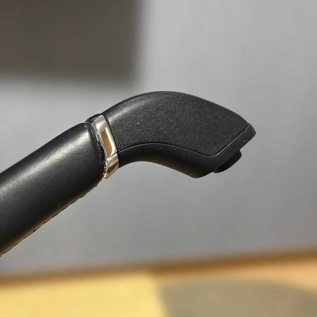 トヨタ純正30系アルファード／ヴェルファイア2列目アシストグリップ左右セット中古