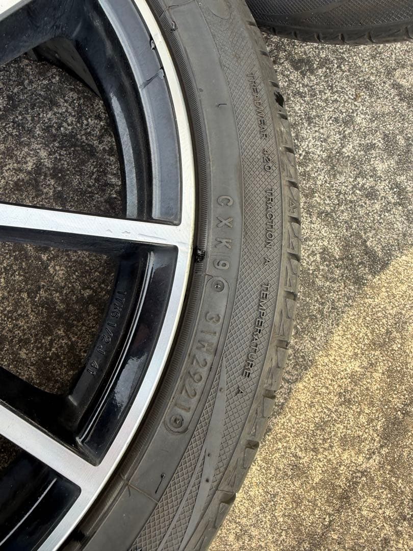 [1/4] アクアGS ジーズホイール + 195/45R17/81w
