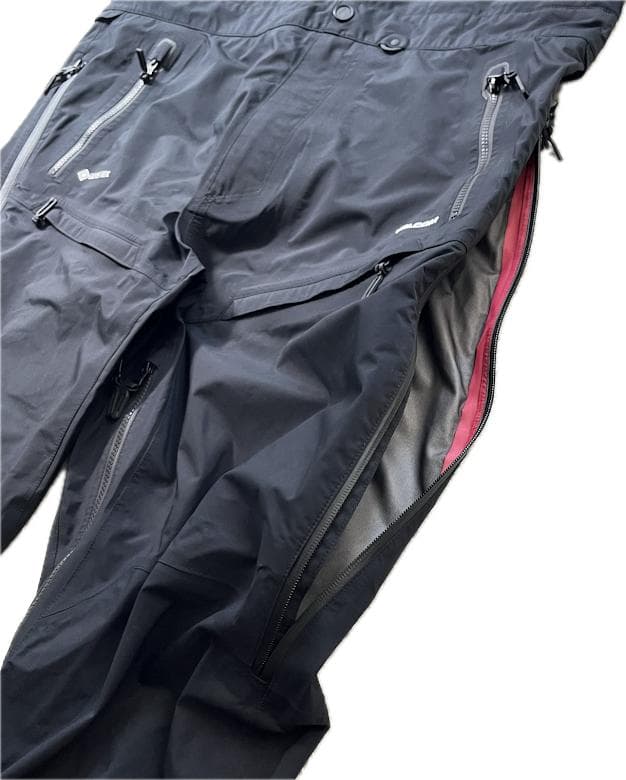 【現行ハイエンドモデル】ボルコム　ゴアテックス ビブパンツ　黒　XXL