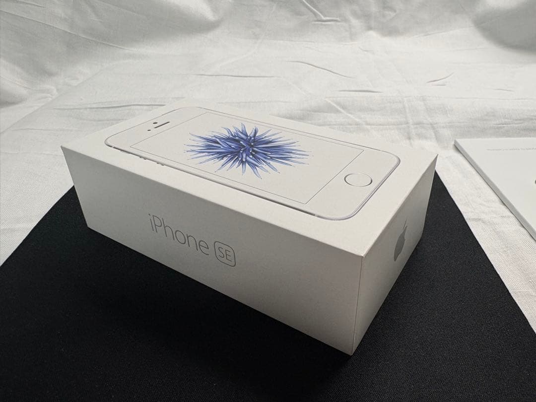 【美品/SIMフリー】iPhone SE 第1世代 Silver 64GB