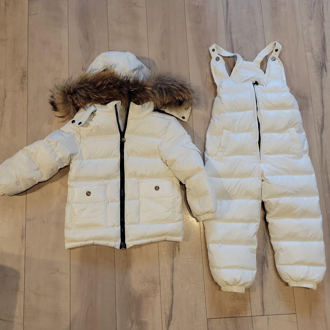 ホワイトスノーウェア　120 男女