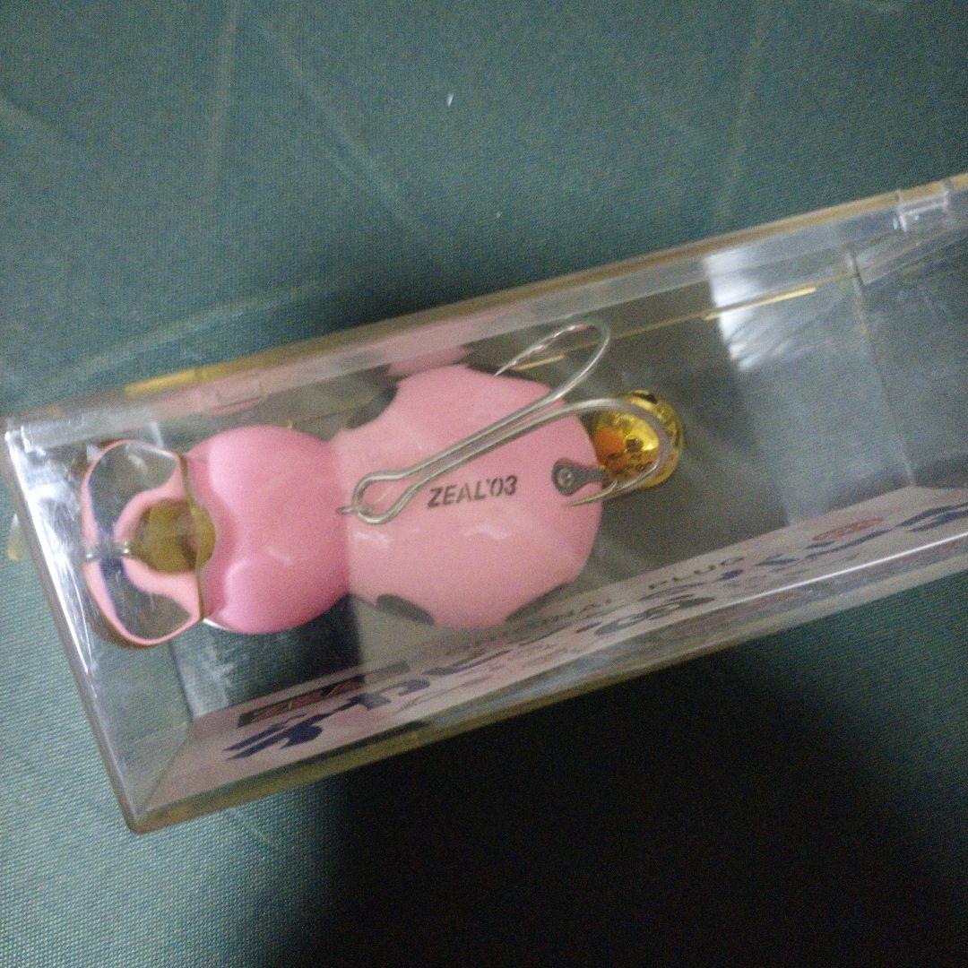 ZEAL デカピンクのパンダ