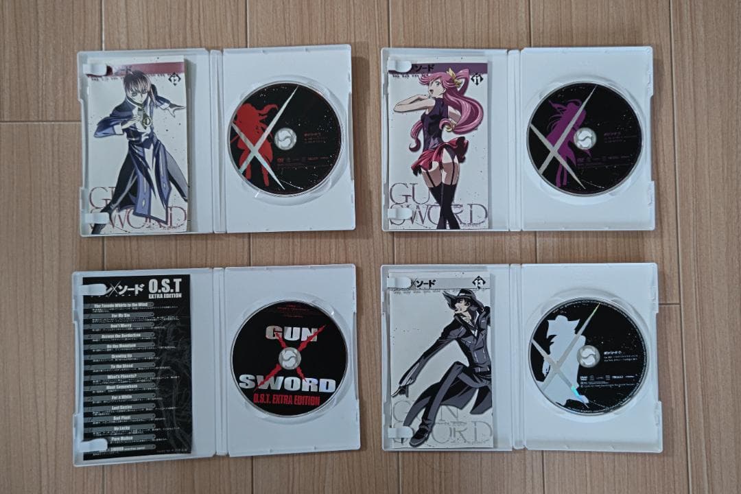 GUN×SWORD DVD全13巻セット＋フィギュア付き 中古