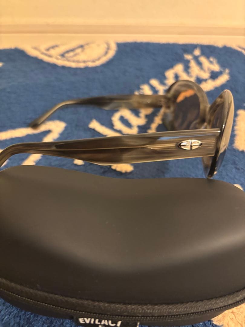 evil act イーブルアクト サングラス