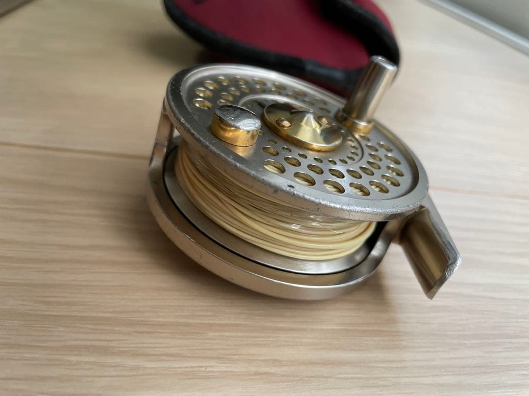 ダイワ　フライリール　アルトモア　100D