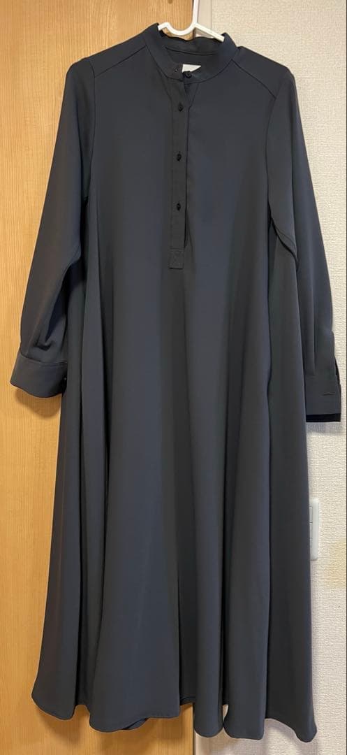 ワンピース graphpaper satin band collar dress