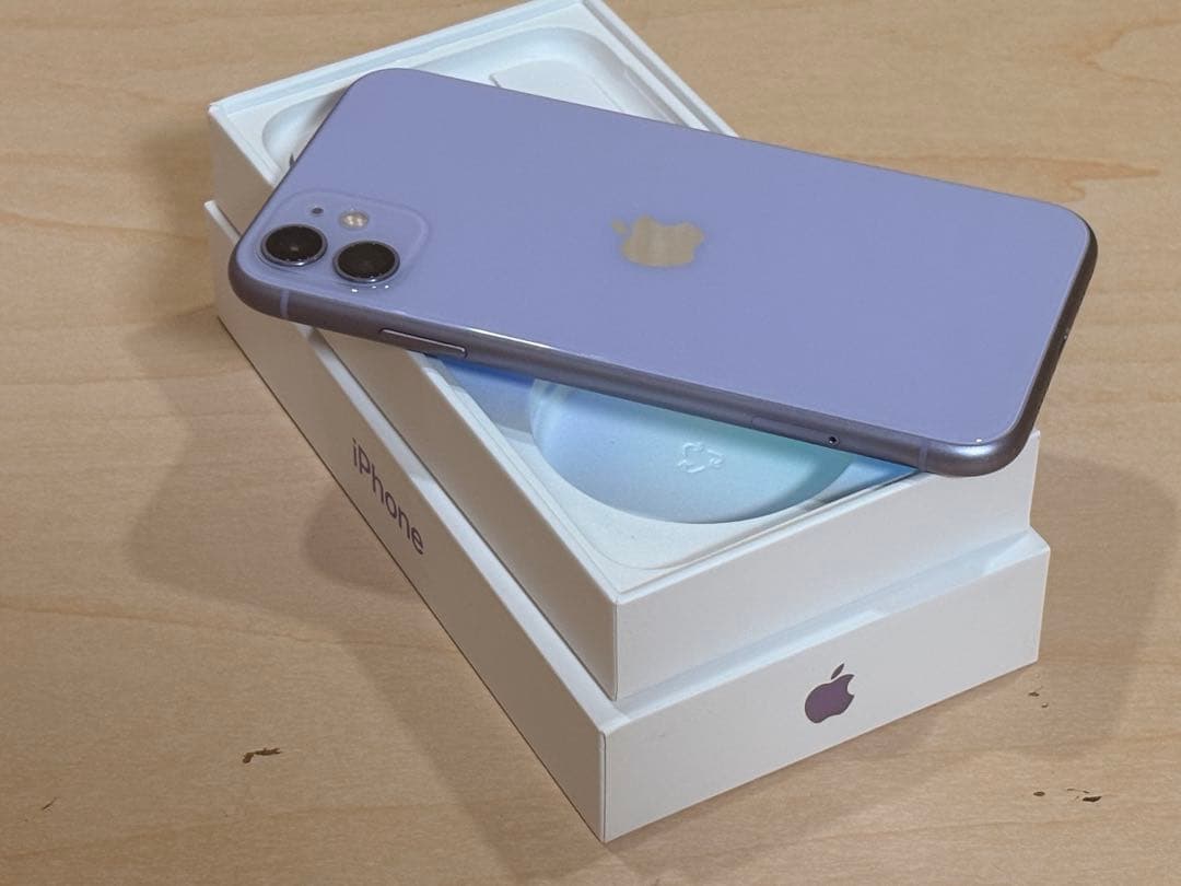 iPhone11 128GB SIMロック解除済み 液晶割れあり