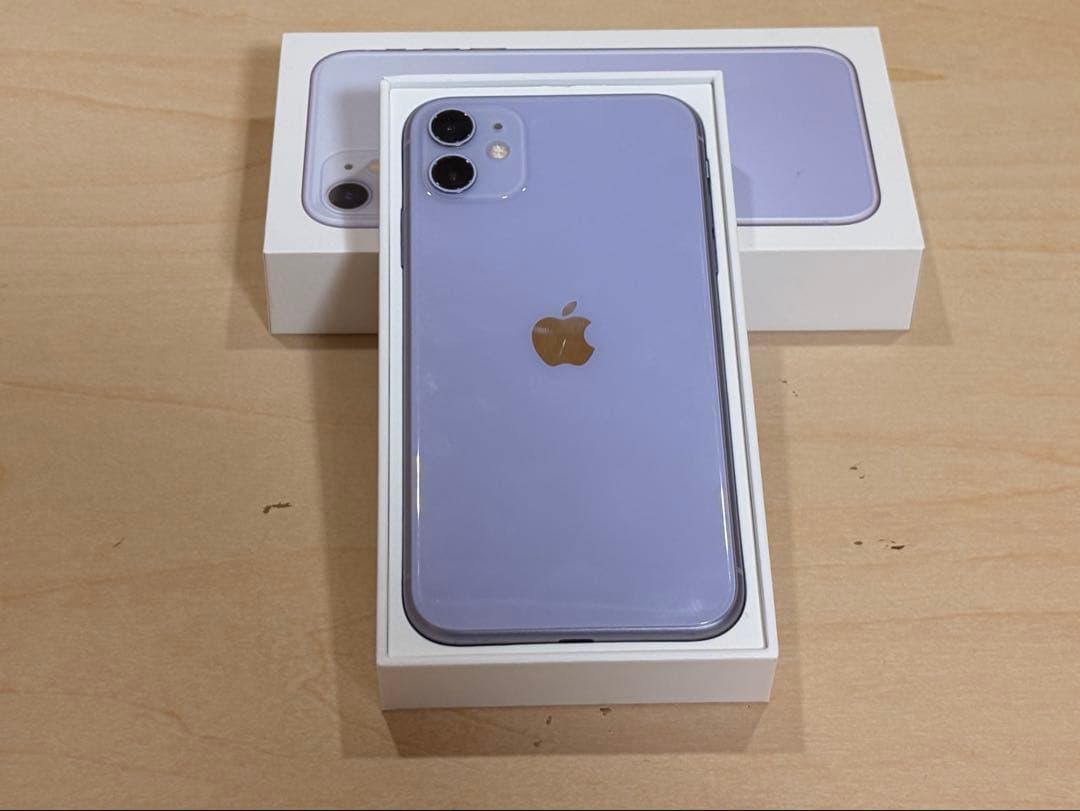 iPhone11 128GB SIMロック解除済み 液晶割れあり