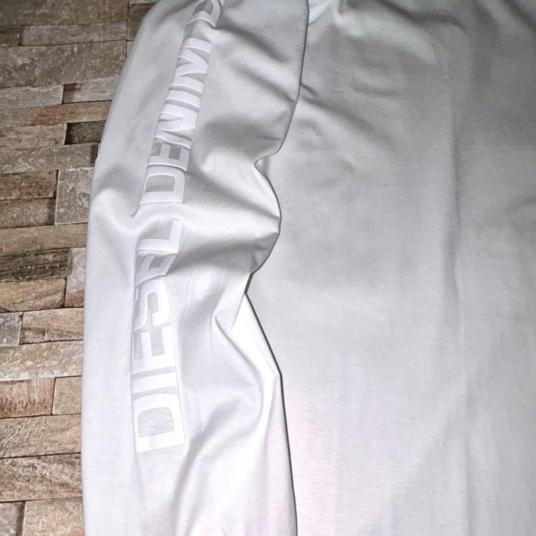 【新品】DIESEL ディーゼル／グラフィックロゴ ロングスリーブTシャツ L