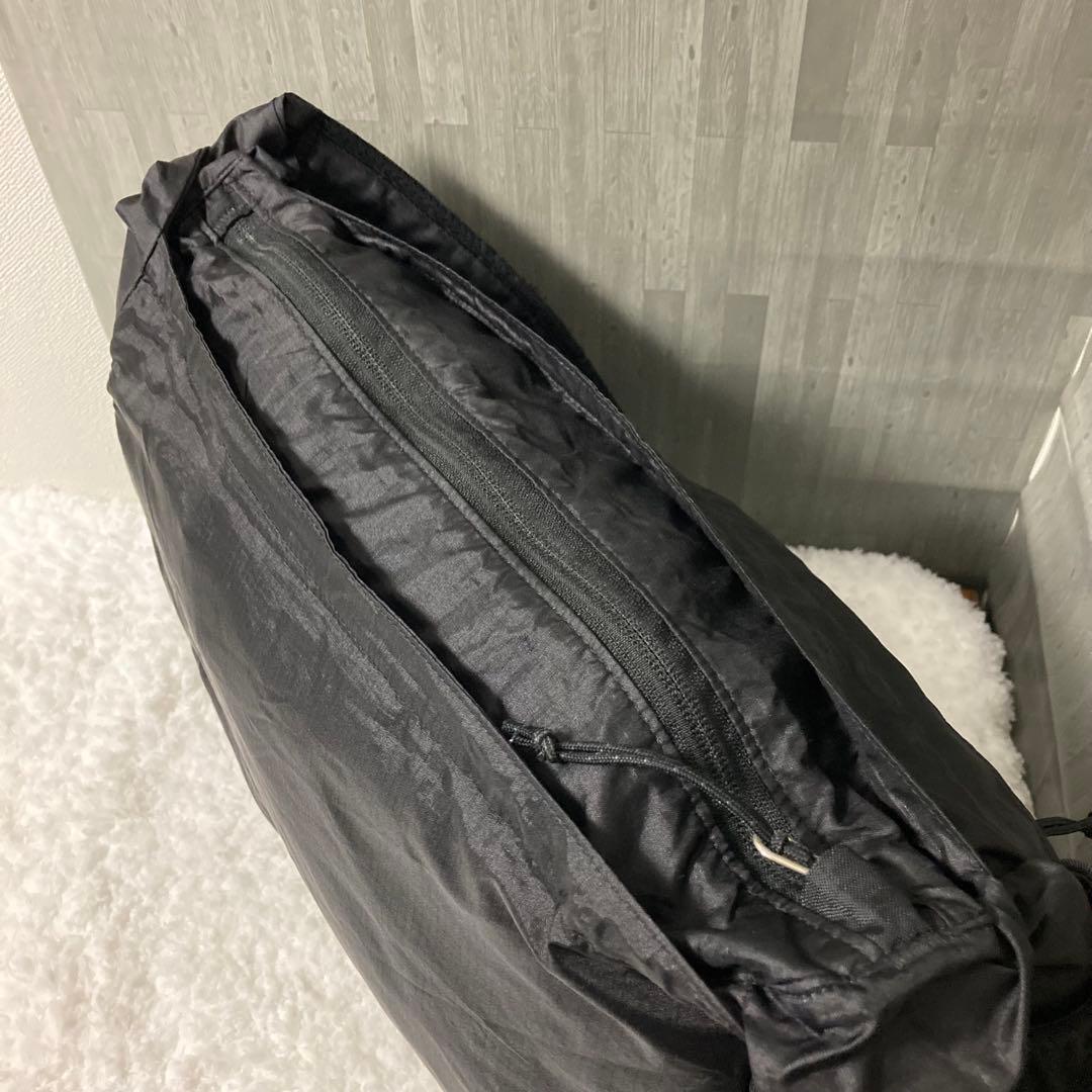 Patagonia ライトウェイト トラベル メッセンジャーバッグ ブラック