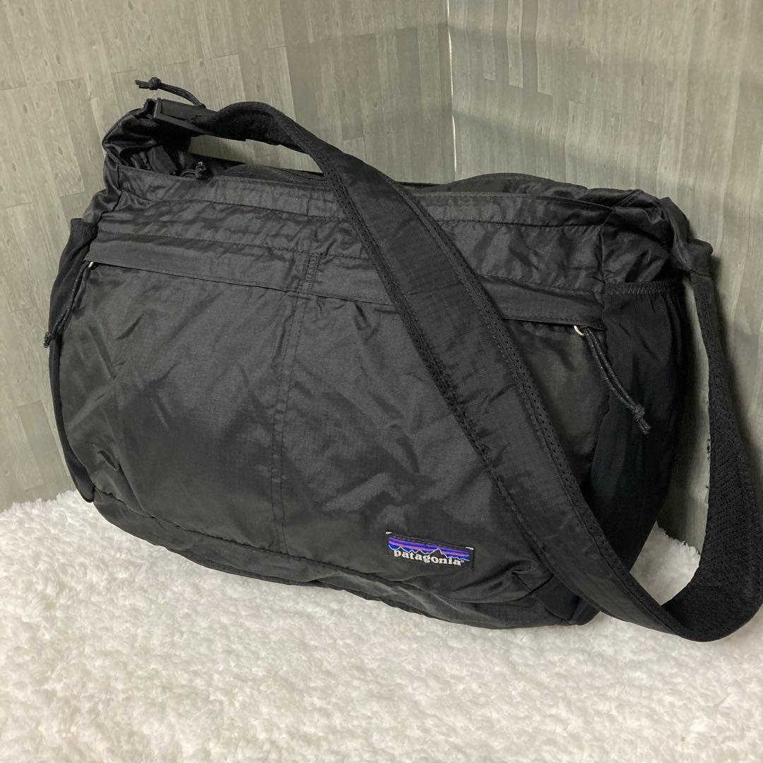 Patagonia ライトウェイト トラベル メッセンジャーバッグ ブラック