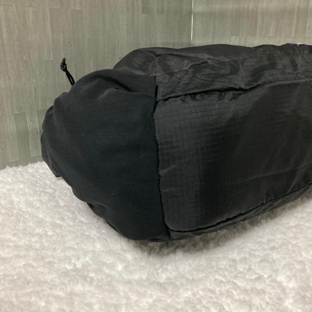 Patagonia ライトウェイト トラベル メッセンジャーバッグ ブラック