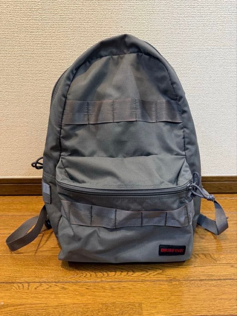 BRIEFING グレー バックパック　美品