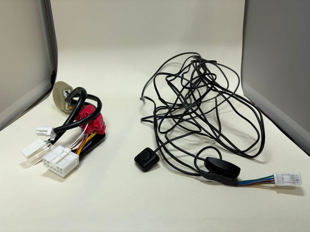 【アリンコ】トヨタ純正ナビ NSZT-Y68T 9インチ