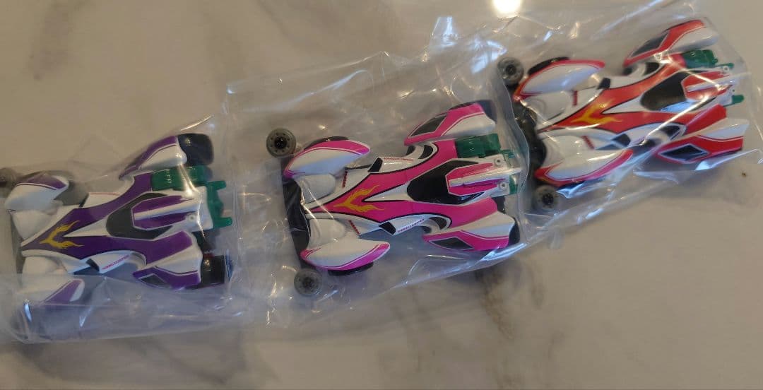 タカラトミーモールオリジナル トミカプレミアムシャイニングスコーピオン3台セット