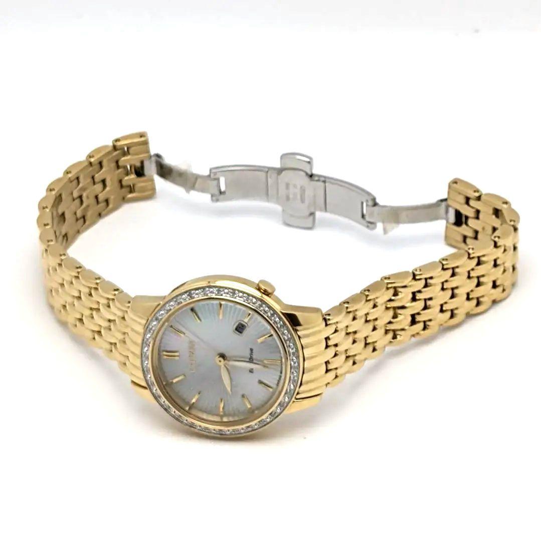 【未使用】CITIZEN シチズン レディース腕時計 ストーンベゼル 白蝶貝
