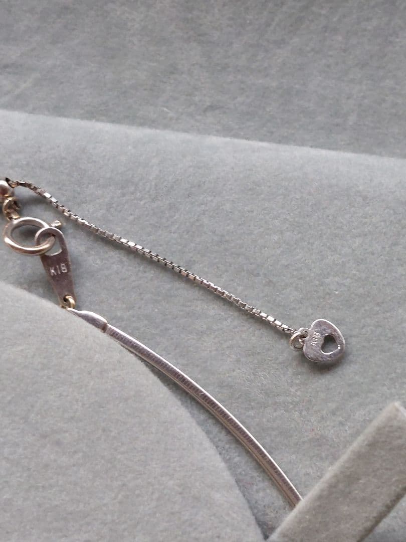 ベイクドチーズ⭐オメガネックレス⭐リバーシブル⭐pt900黒蝶真珠チャーム