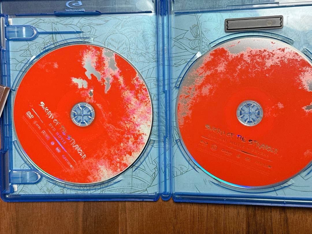 ストレンヂア　DVD+Blu-ray ディスク