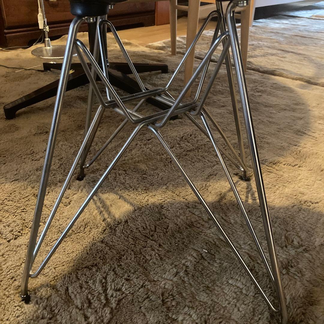 ハーマンミラー イームズ シェルチェア エッフェルベース　ブラック　希少