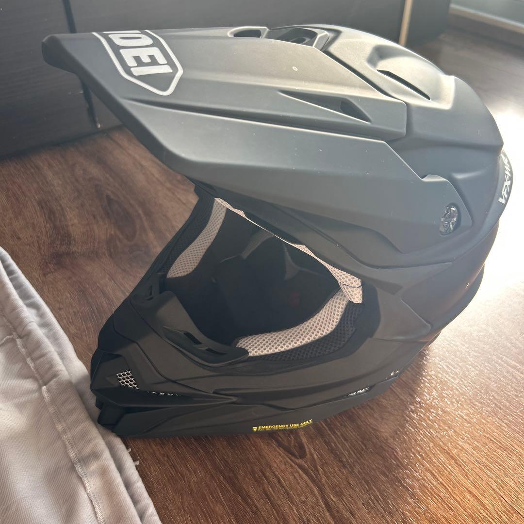 VFX-WR SHOEI オフロードヘルメット　マットブラック　Ｍサイズ