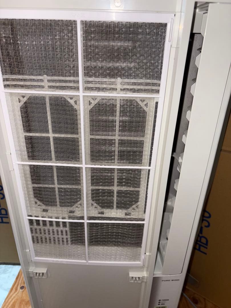 2022 窓用エアコン　除菌クリーニング済み