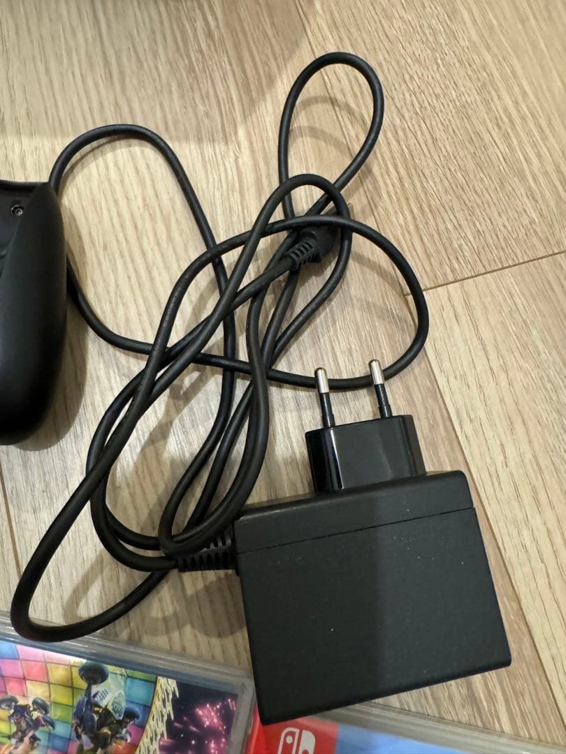 美品　Nintendo Switch 本体 、ゲームソフト2個付き