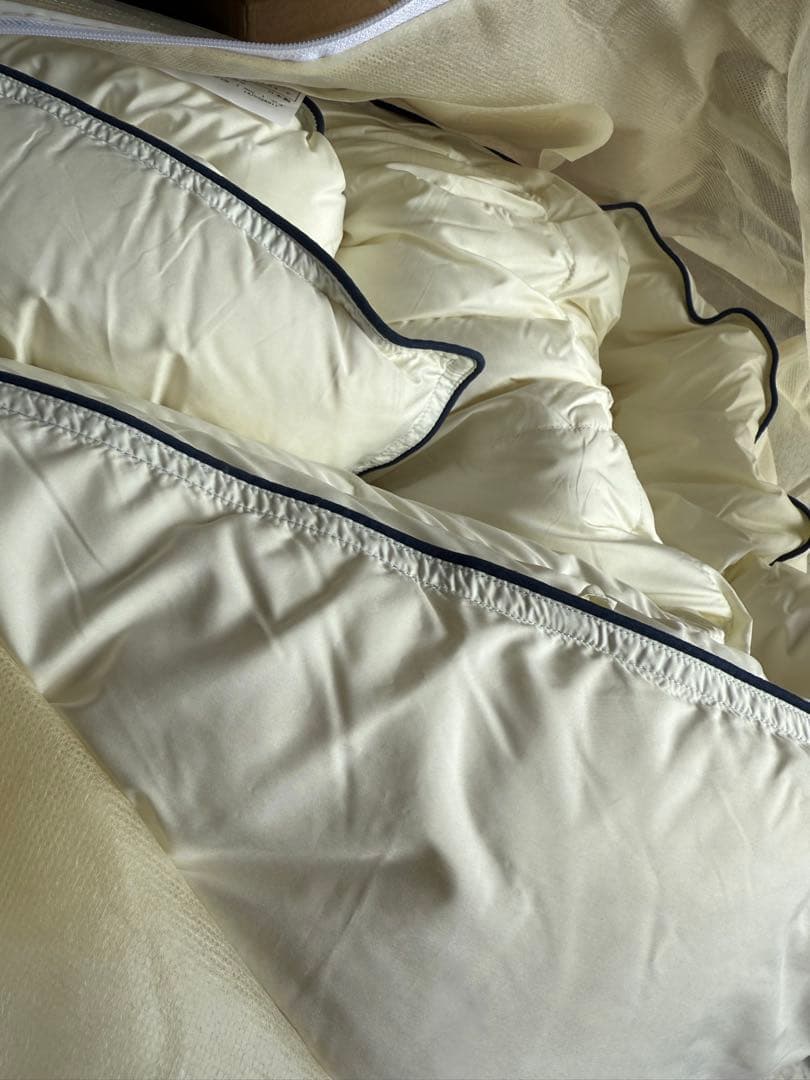 新品　羽毛布団　日本製　軽い　暖かい　羽毛掛け布団　ゴールドラベル　シングル　S