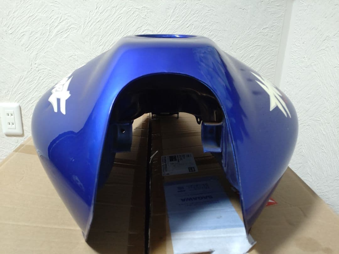 ホンダ ホーネット250 ガソリンタンク 青 前期