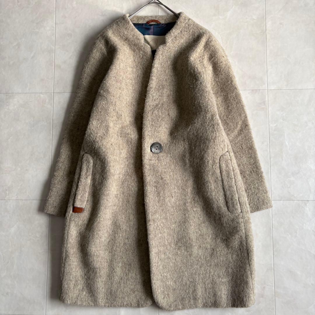 パラスパレス ウール縮絨ノーカラーコート レザー 貝ボタン2 ベージュ系