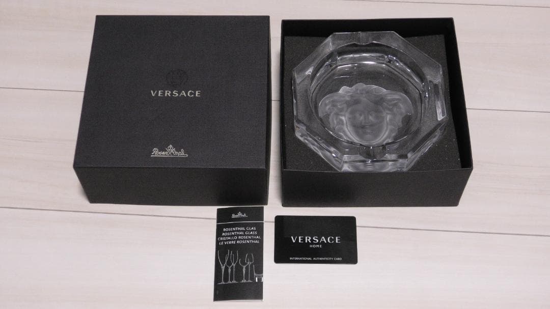 や*ー様 【公式価格 約8万】【未使用】ヴェルサーチ 灰皿 16cm