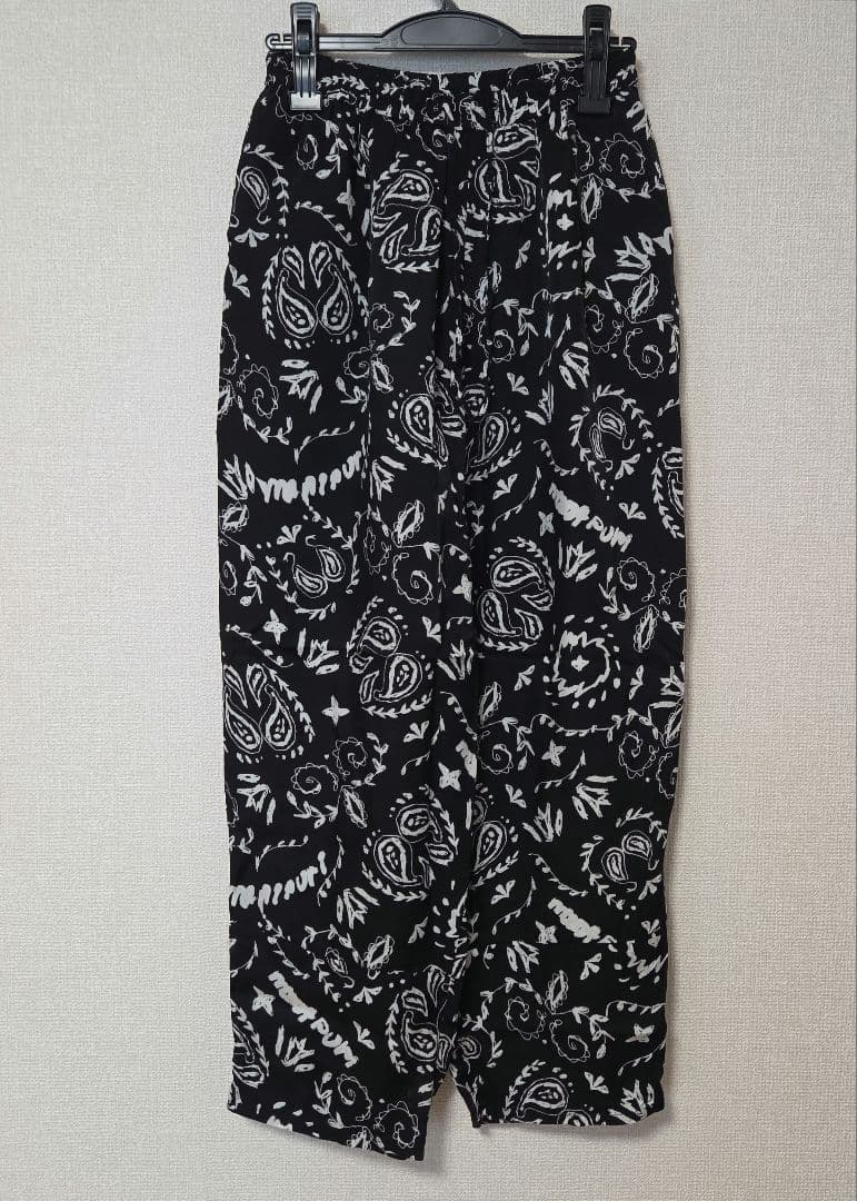 週末のみお値下げします‪( . .)\"‬マニプリ ペイズリーパンツ