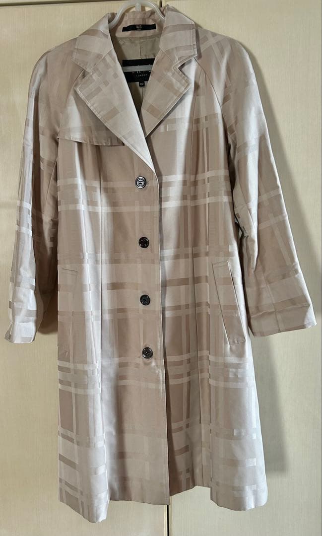 DACS ベージュ チェック柄 トレンチコート　40 着用回数1回　美品