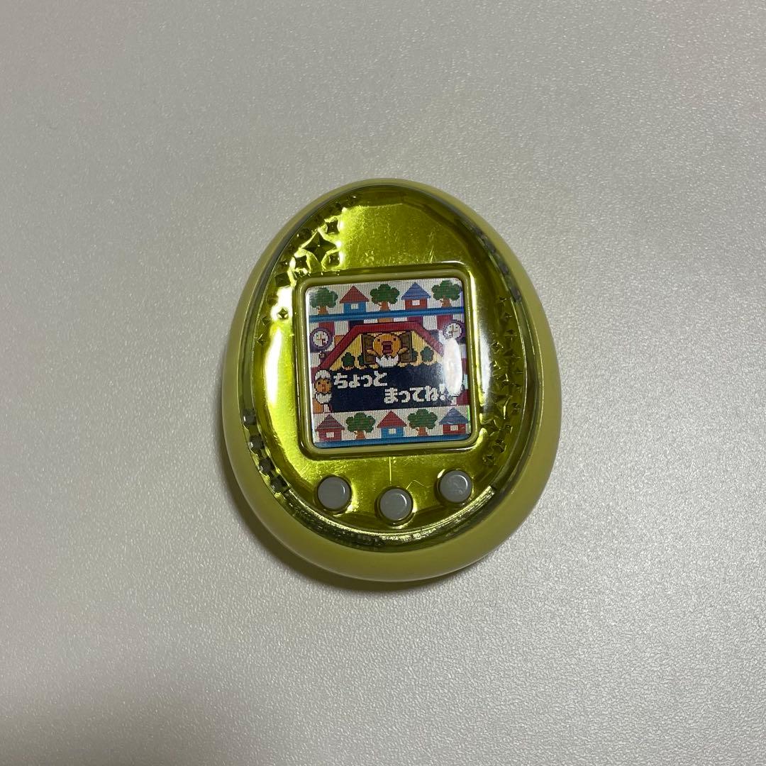 BANDAIバンダイ たまごっち iDL イエロー