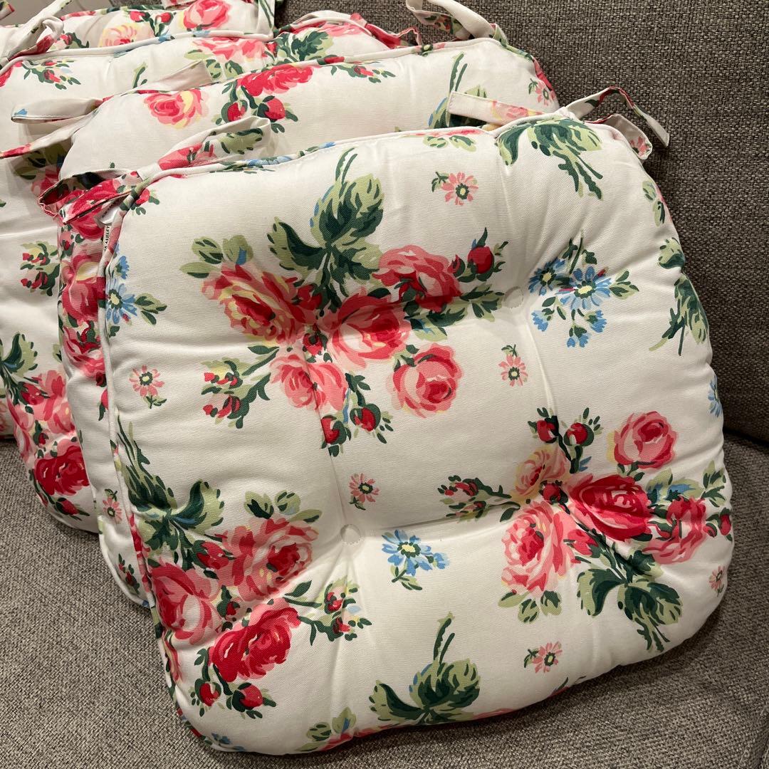 サッカーガール