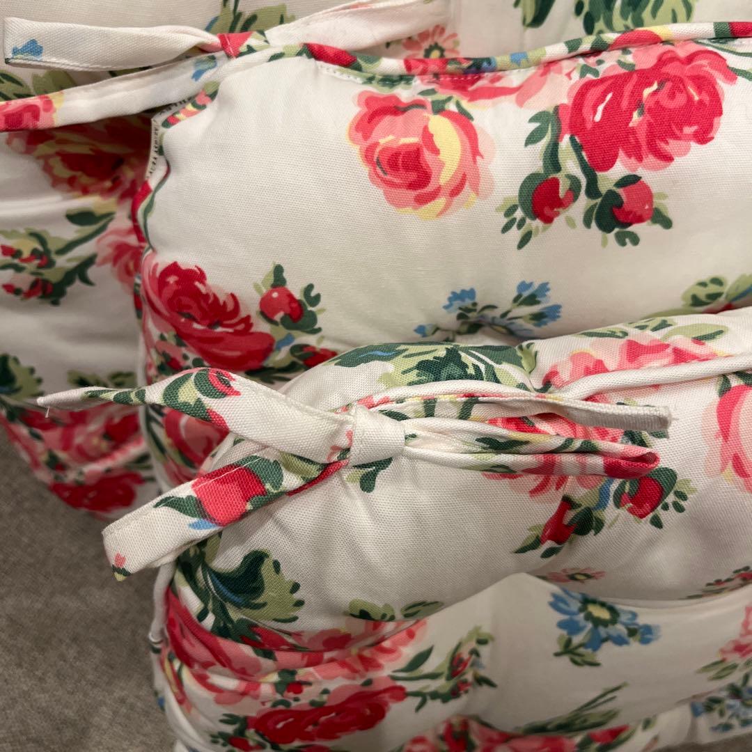 サッカーガール