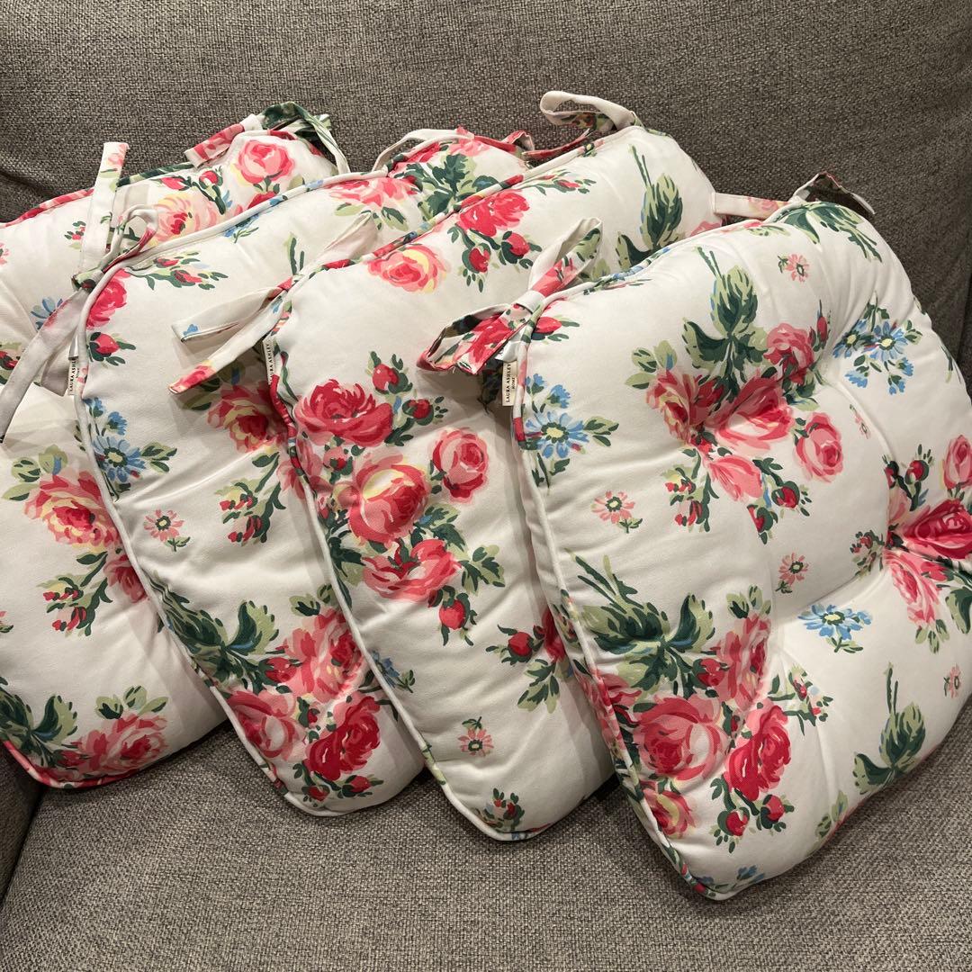 サッカーガール