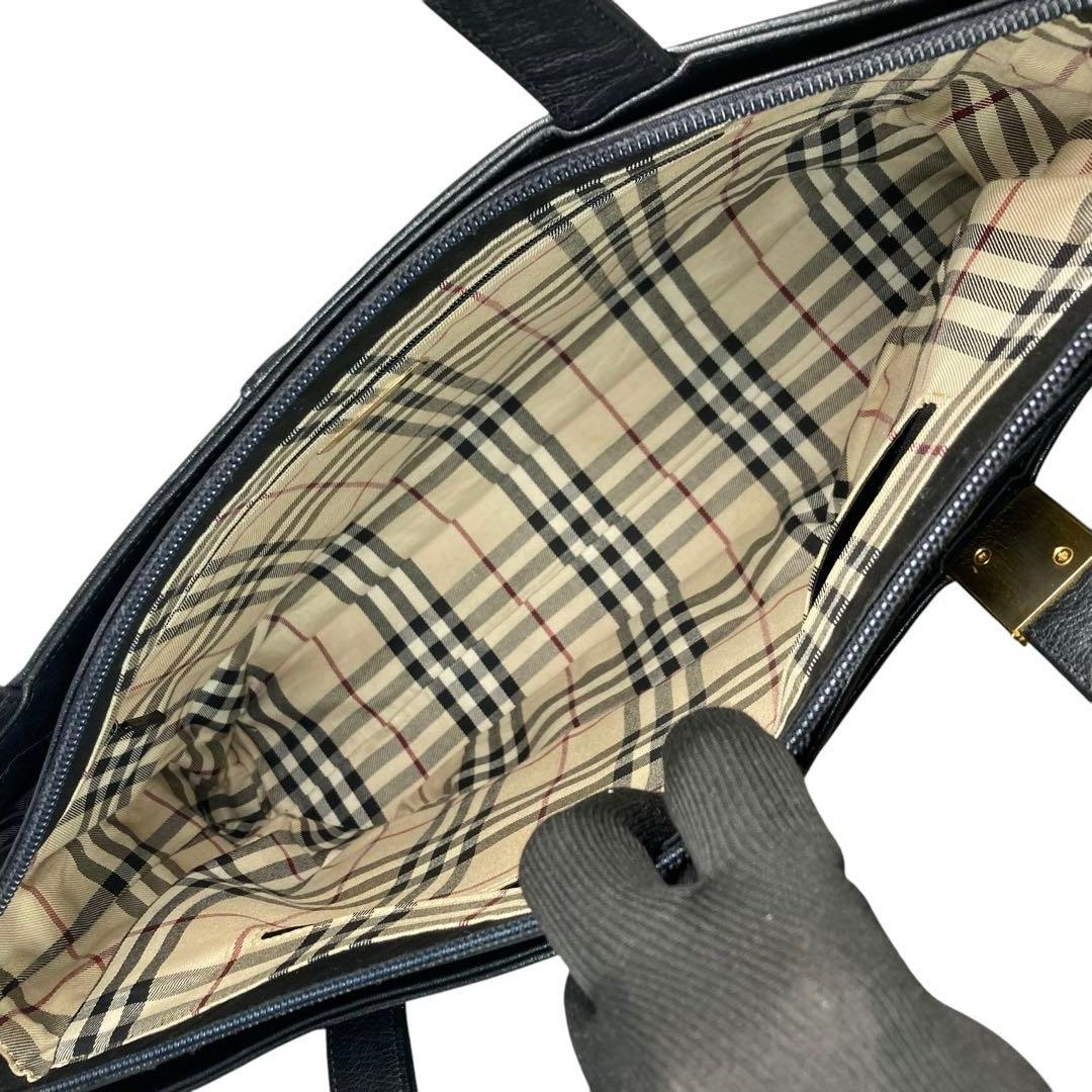 バーバリー　トートバッグ　レザー　ビジネス　肩掛け　A4　ブラック　ノバチェック