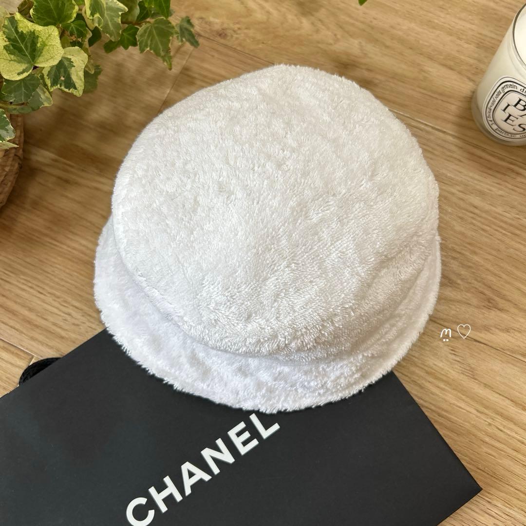 CHANELシャネル　ココマークテリークロスバケットハットM　ホワイトパイル帽子