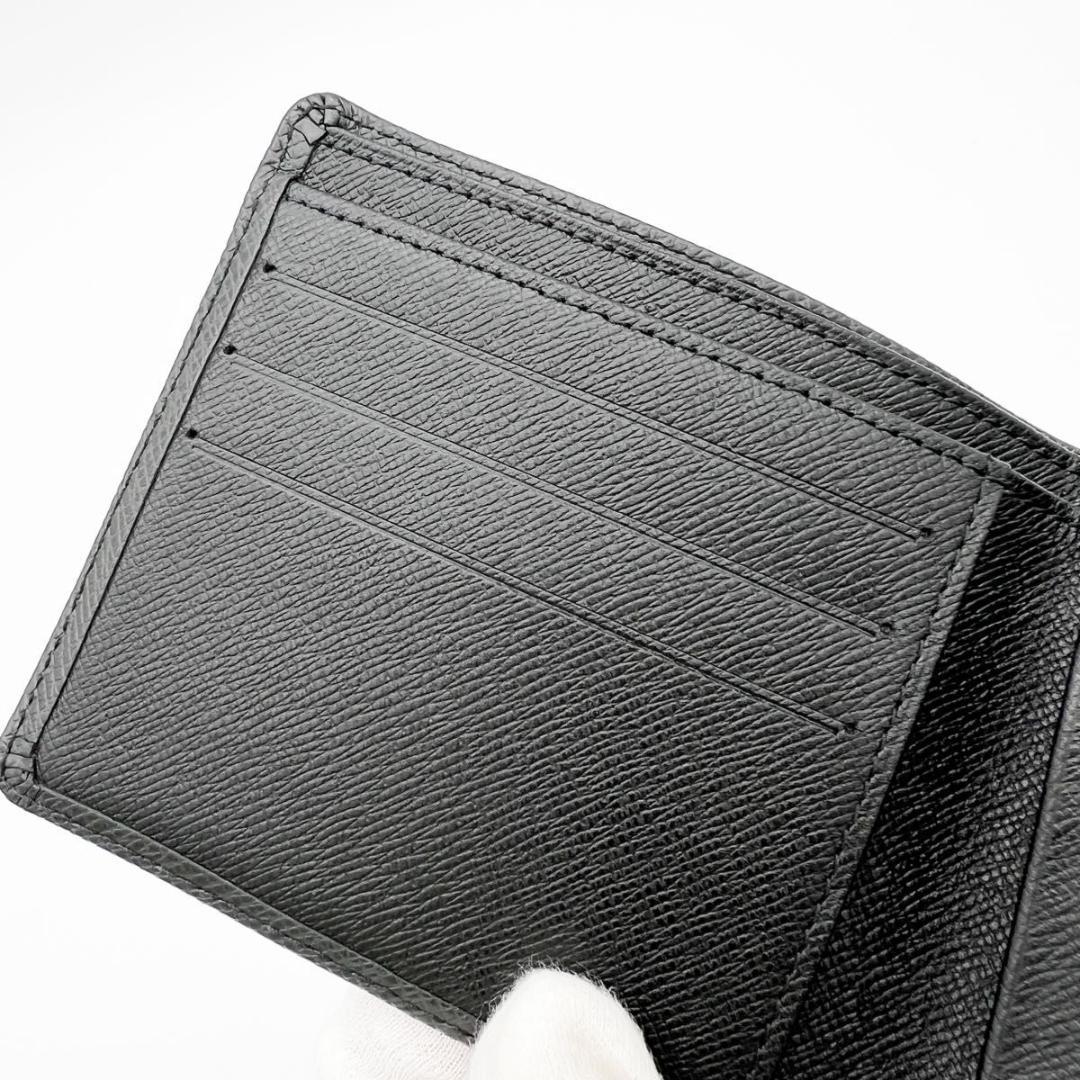 【使用わずか】ヴィトン タイガ 二つ折り コンパクト 財布 黒 ブラック