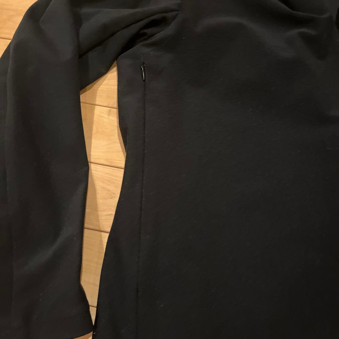 テアトラウールスーツフリーサイズ