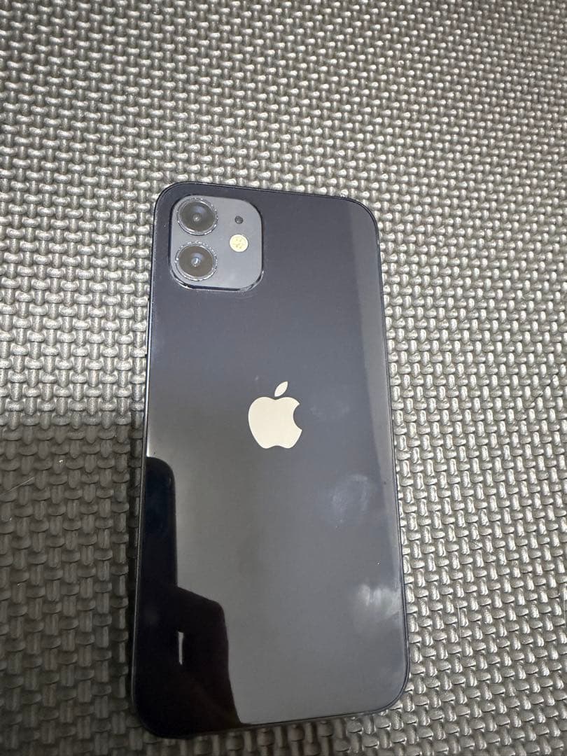 Apple iPhone 12 ブラック　中古