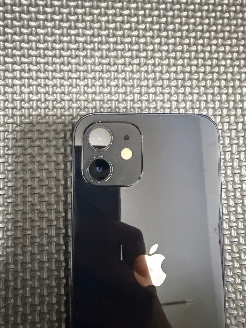 Apple iPhone 12 ブラック　中古